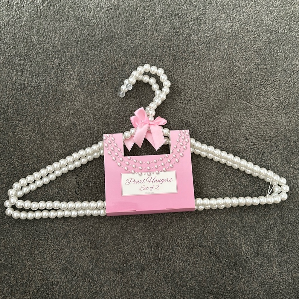 Elegant pearl clothes hangers